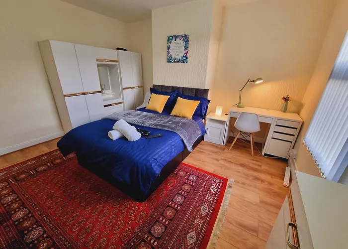 Σπίτι διακοπών Spacious Two Bedroom House, Parking And Wifi *